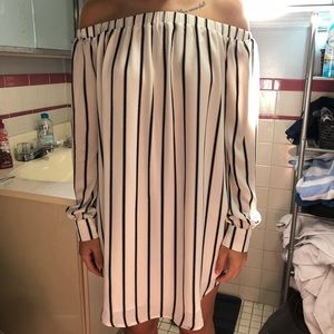 Small forever 21 dress
